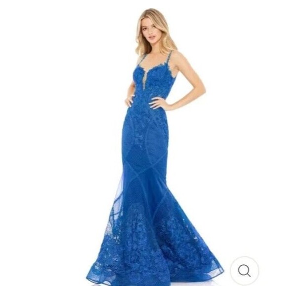 MAC DUGGAL NWT EMBROIDERED SLEEVELESS PLUNGE NECK TRUMPET GOWN ROYAL BLUE SZ 18 - Picture 1 of 9